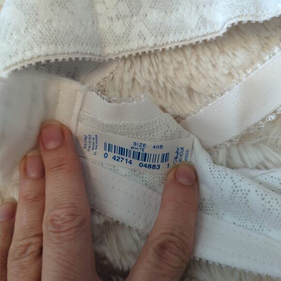 NWT Playtex 18 Hour Bra, Back Close, 40B - Picture 5 of 6